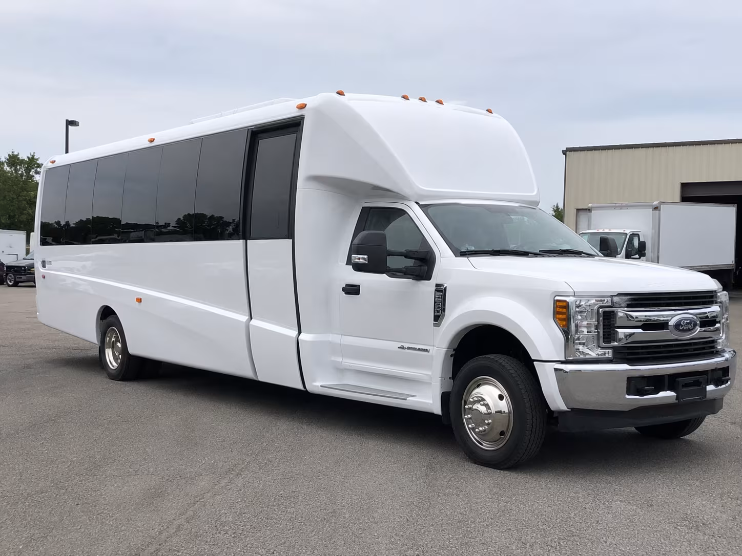 book group transportation for your next bachelor or bachelorette party 4