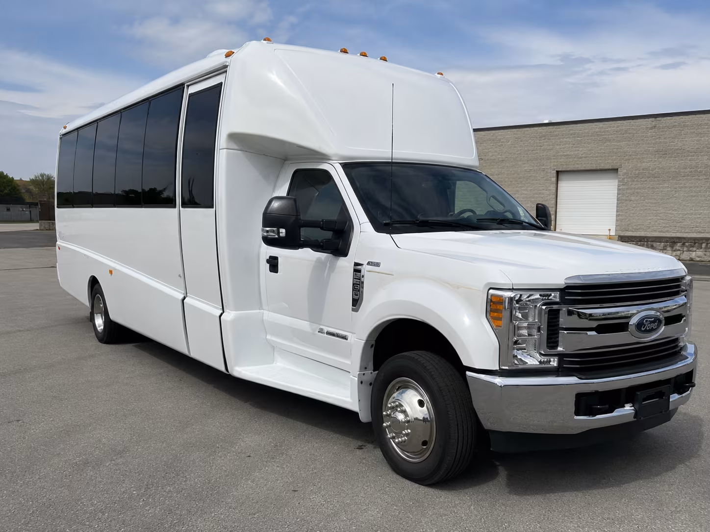 book group transportation for your next corporate event 2