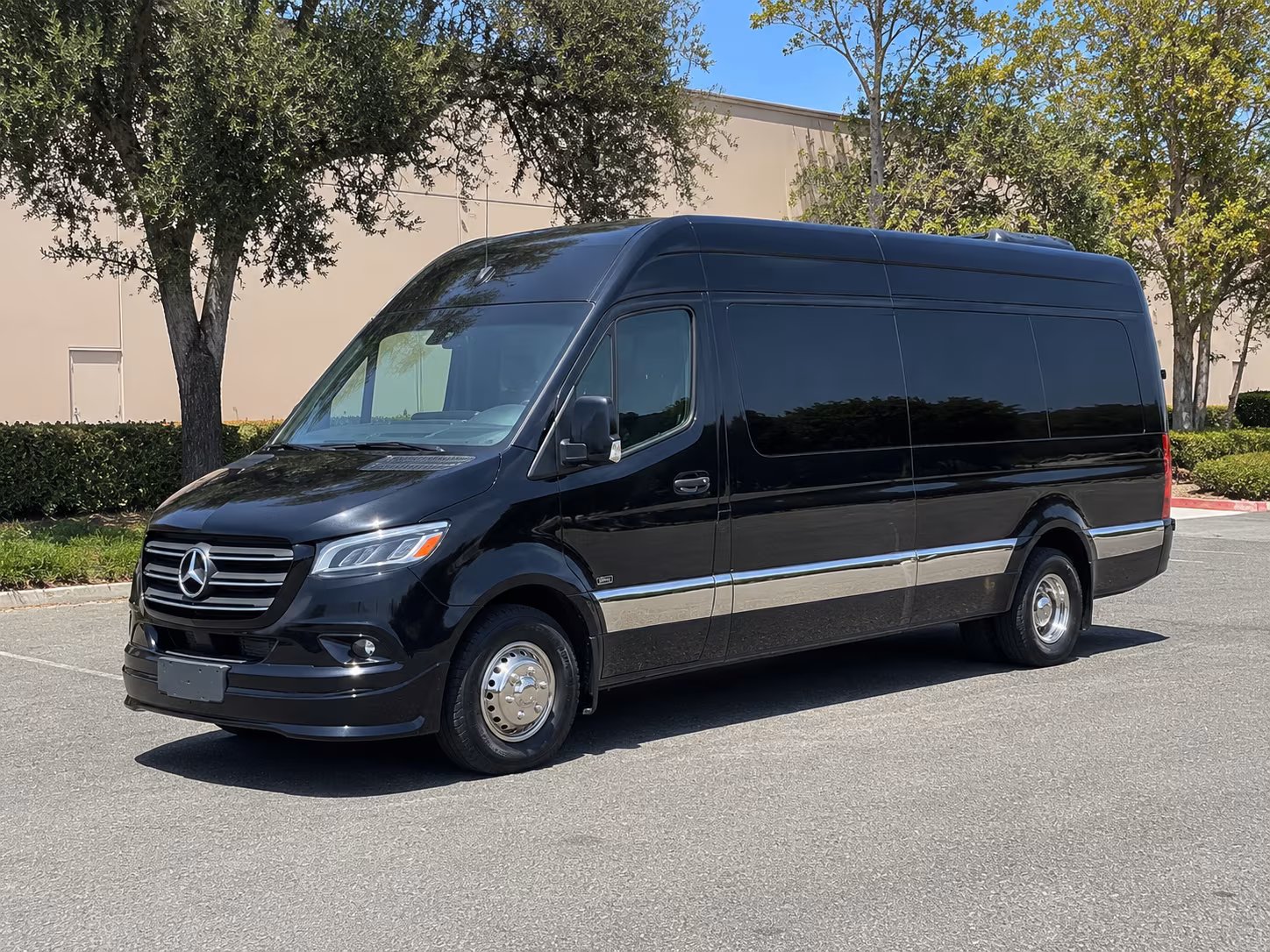 book group transportation for your next sporting event 3