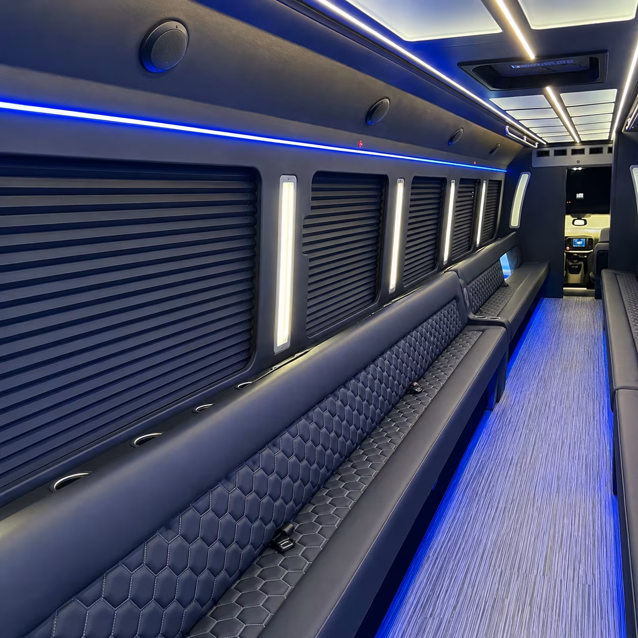 group transportation between msy and the northshore