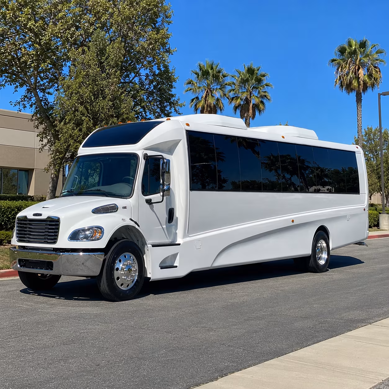 new orleans 25 passenger minibus