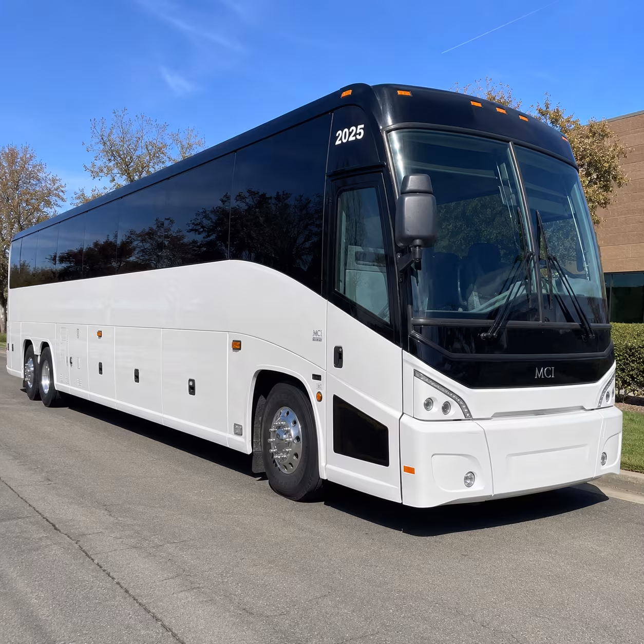 new orleans airport charter bus rental