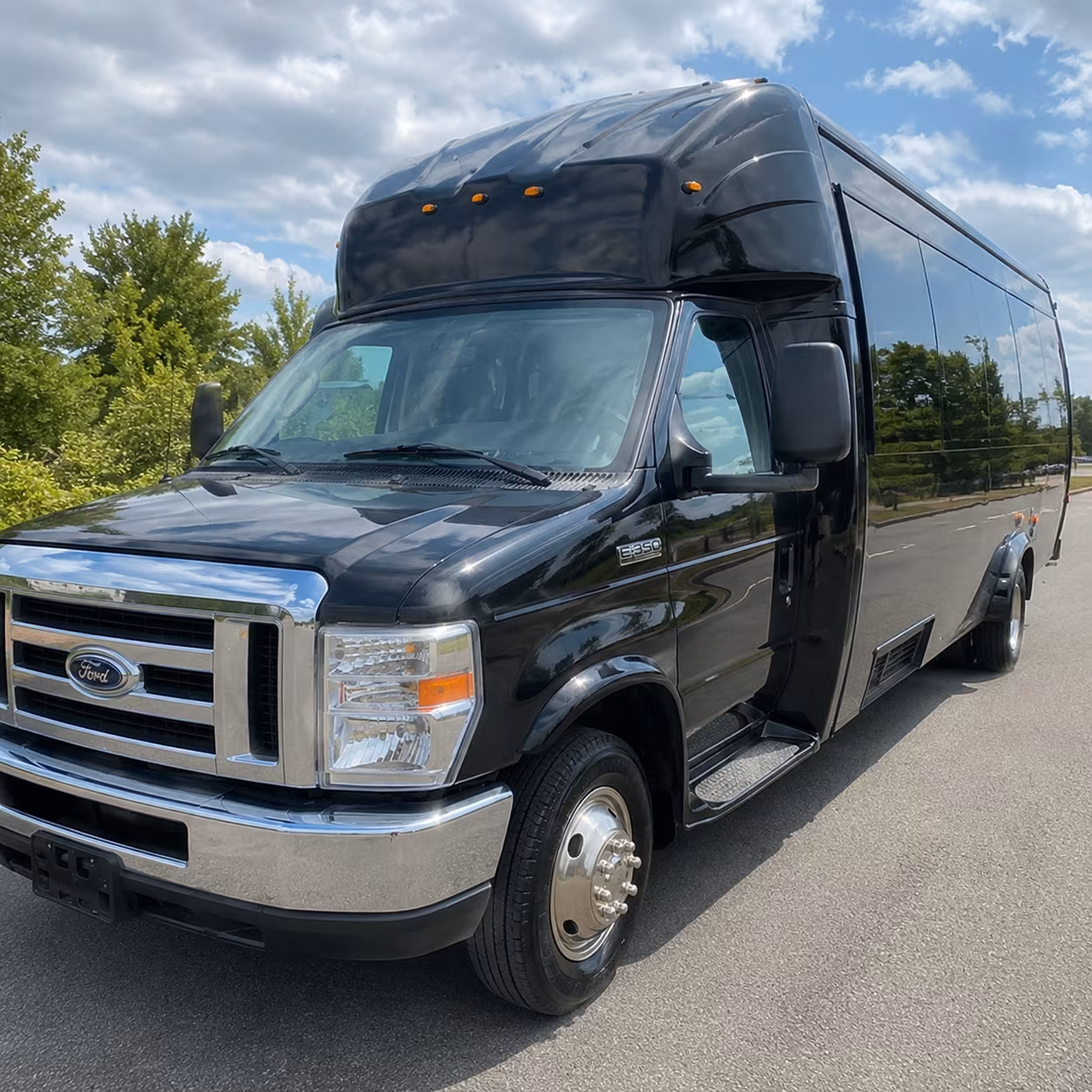 new orleans holiday party bus rental