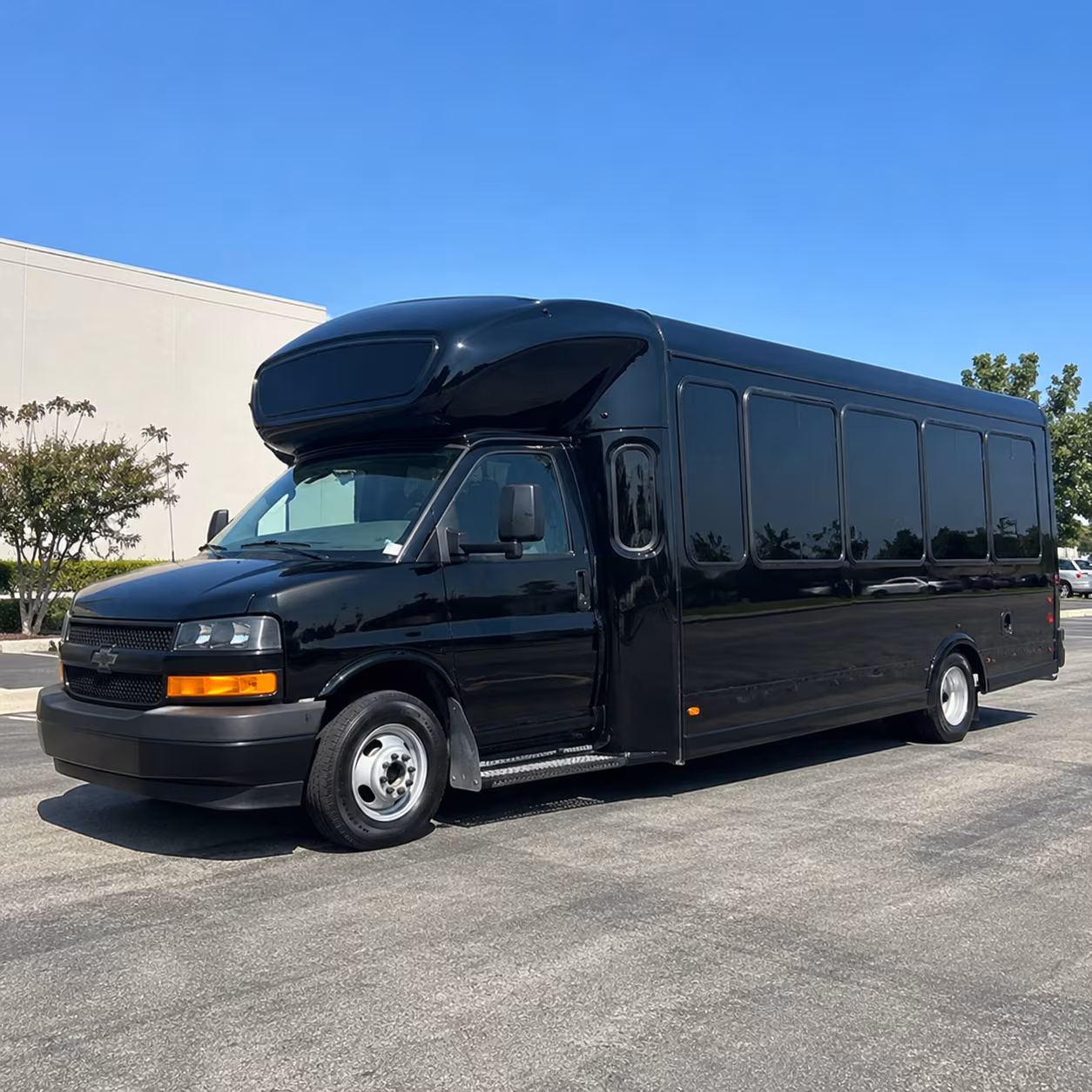 quinceanera and sweet 16 birthday party bus rentals in new orleans