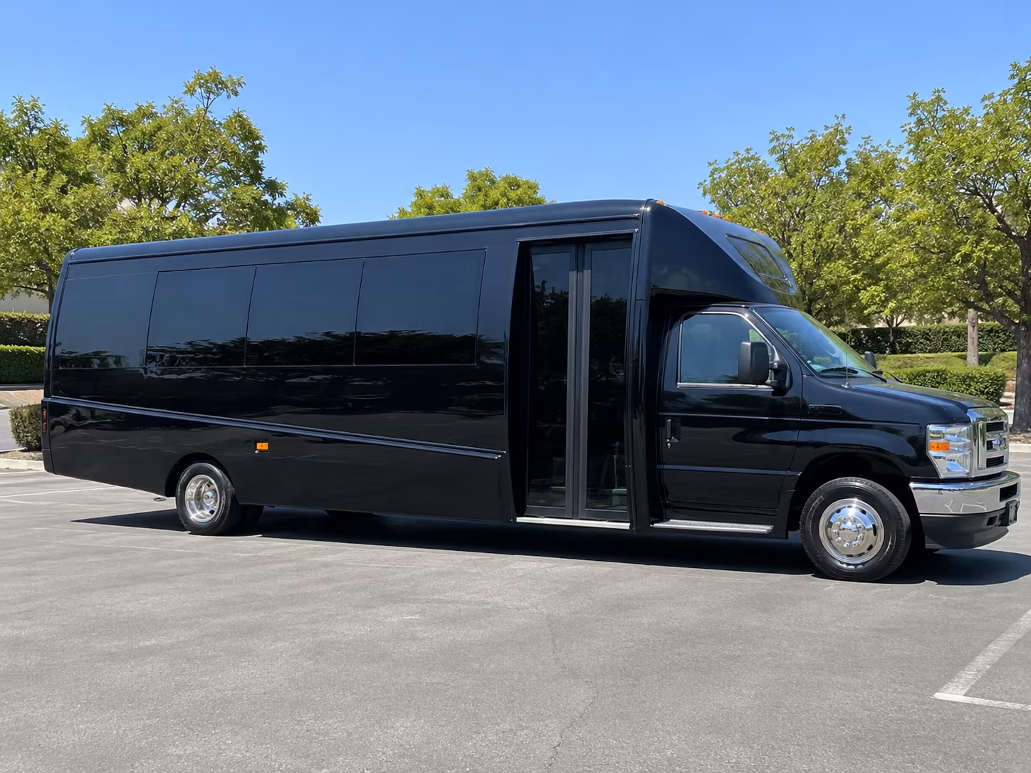 why rent using neworleansminibuscompany com